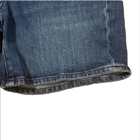 ANTHROPOLOGIE slim boyfriend denim shorts - Picture 3 of 10